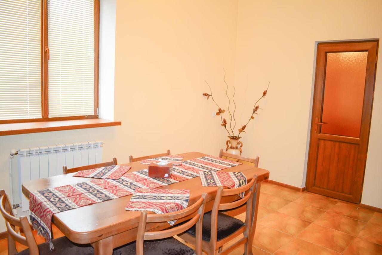 Guest House Nataly Yeghegnadzor Εξωτερικό φωτογραφία